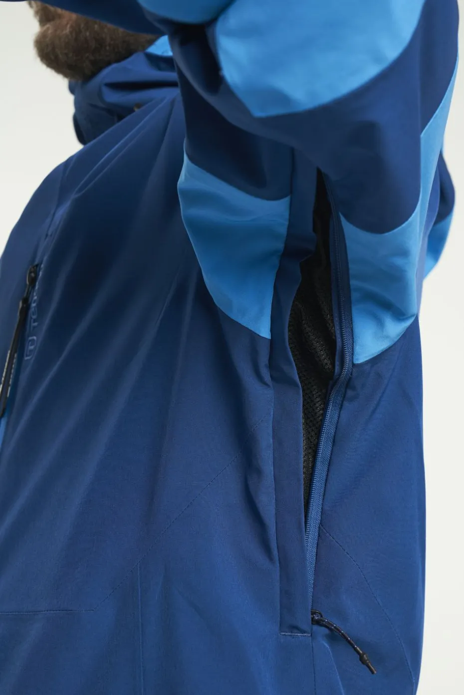 Aerismo Ski Jacket