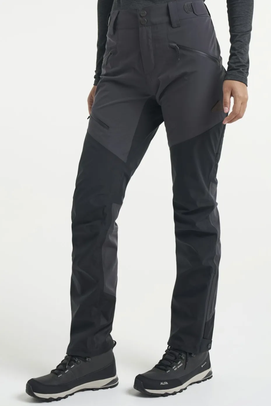 Himalaya Shell Pants