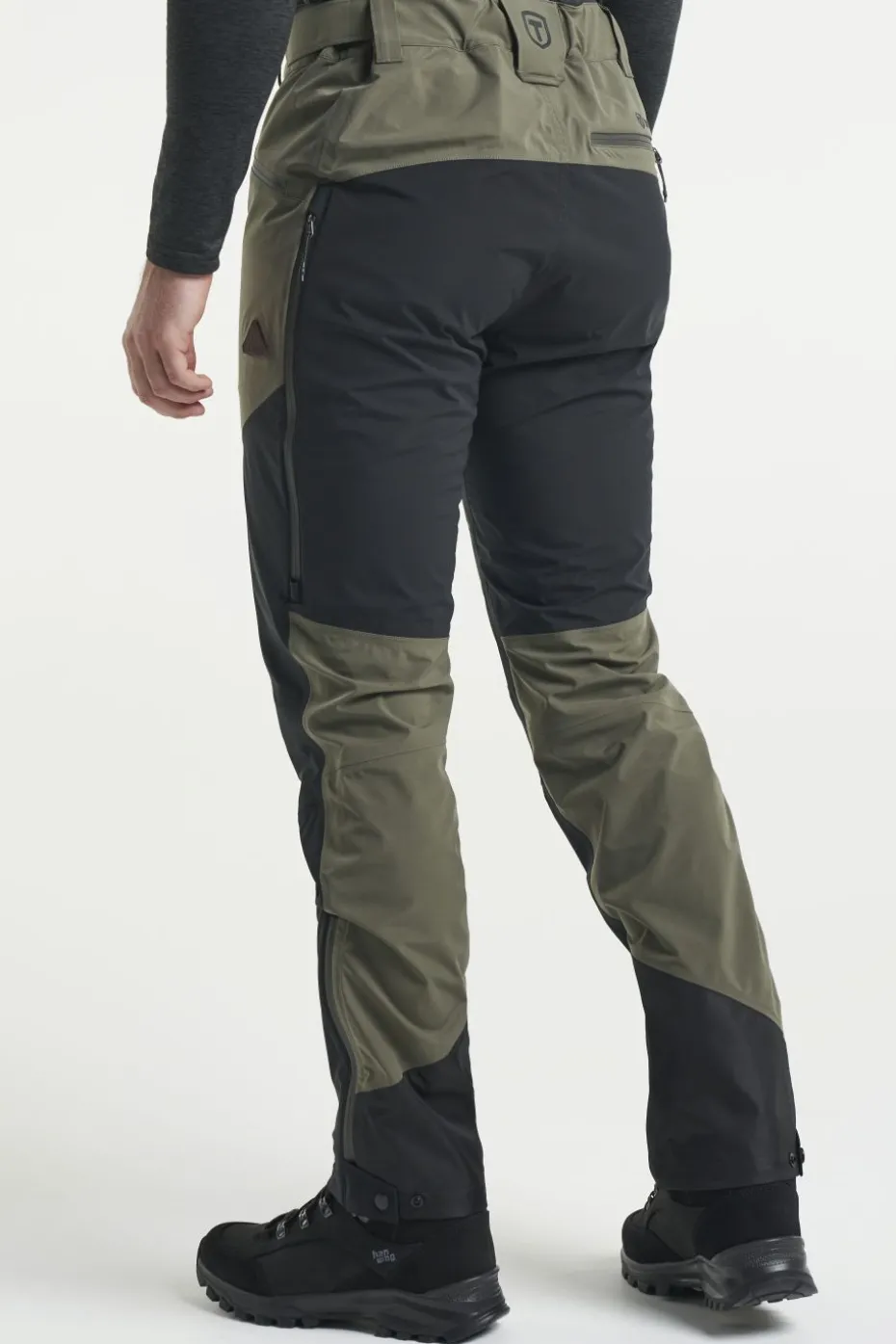 Himalaya Shell Pants