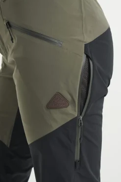 Himalaya Shell Pants