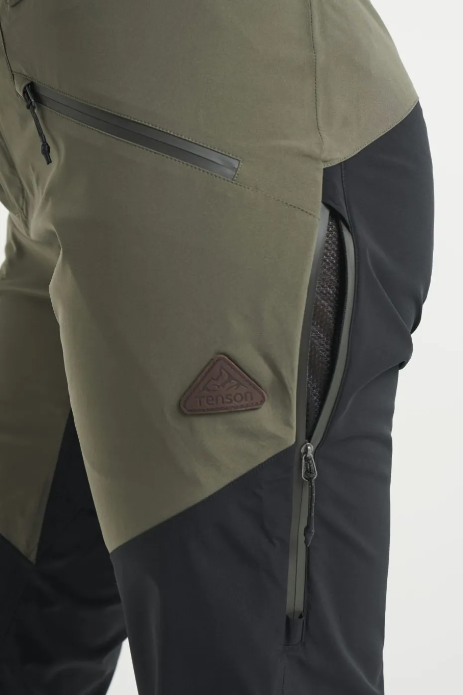 Himalaya Shell Pants