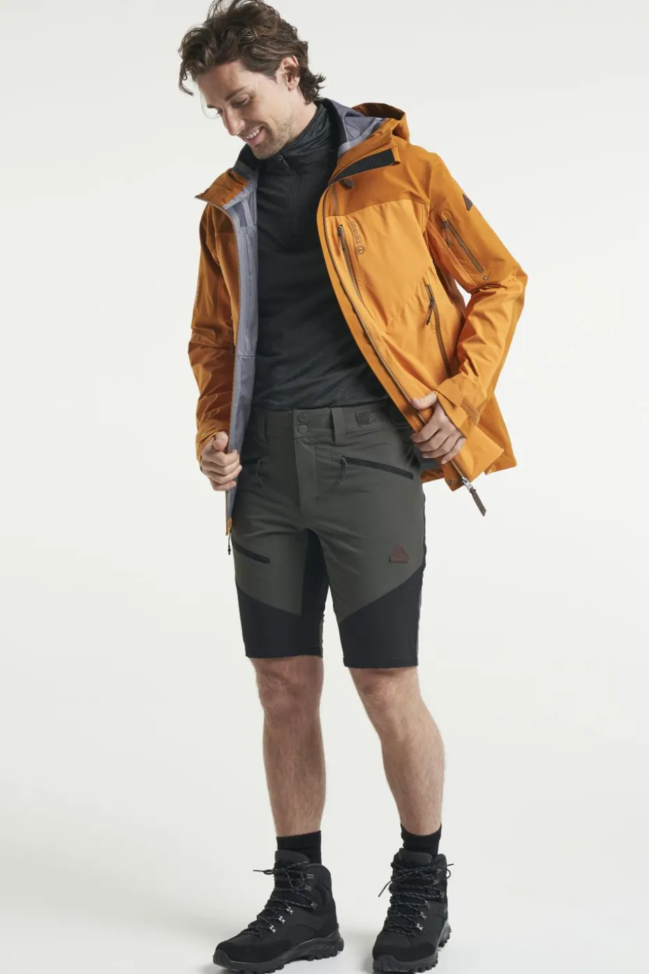 Himalaya Stretch Shorts